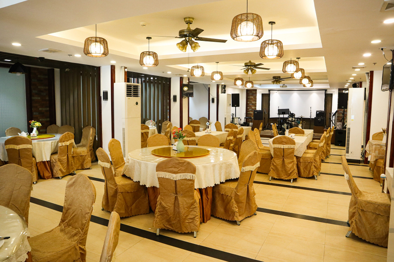 Food & Drinks 4, Erus Suites Hotel Boracay, Malay