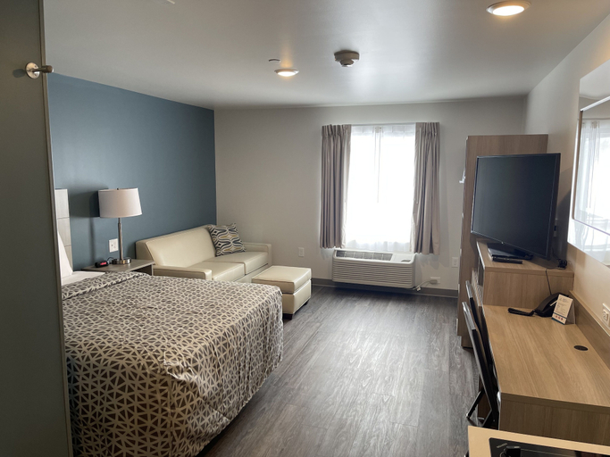 Bedroom 3, WoodSpring Suites Grand Rapids Kentwood, Kent