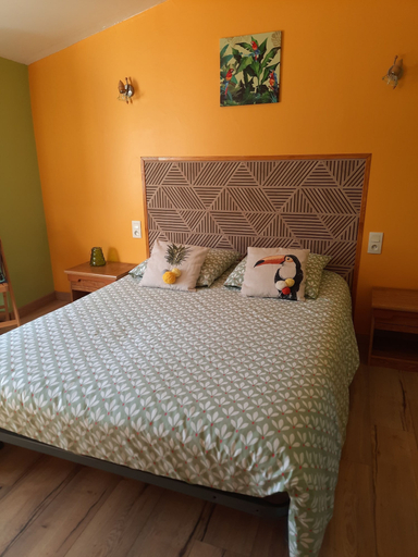Bedroom 4, Chambres d'hotes L'Amandier, Pyrénées-Orientales