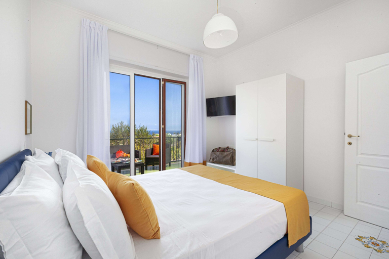 Room 5, Estate4home- Casa Maridea, Napoli