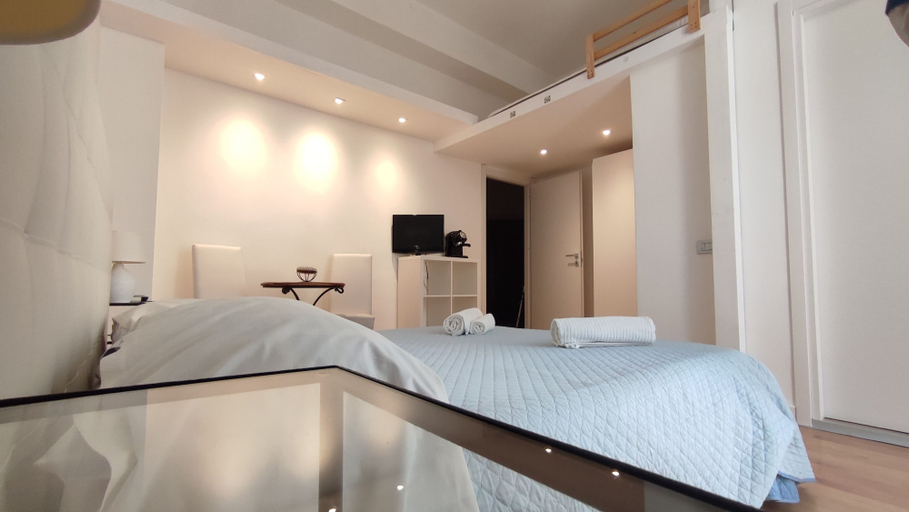 Bedroom 2, Living Cagliari, Cagliari