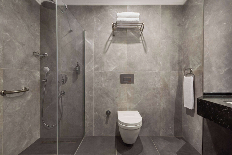 Bathroom 5, Ramada Encore By Wyndham Istanbul Sisli, Şişli