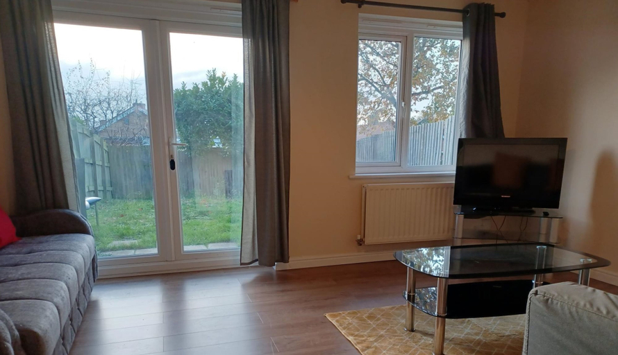 Others 5, Marvyn-Five House- Huku Kwetu, Nottingham