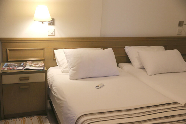 Bedroom 4, Lordos Hotel Apartments
