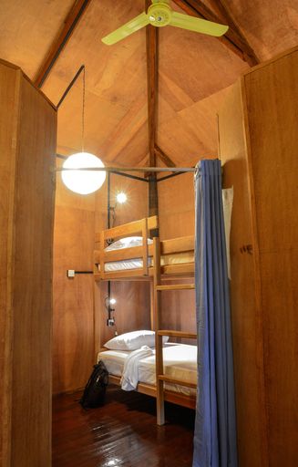 Bedroom 2, Hardwood Lodge - Hostel, Taunggye
