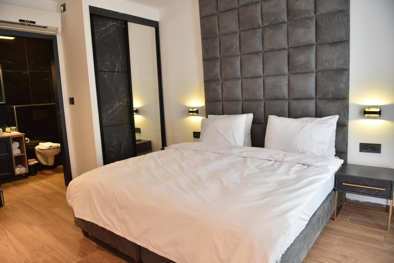 Bedroom 4, Selfie Boutique Hotel