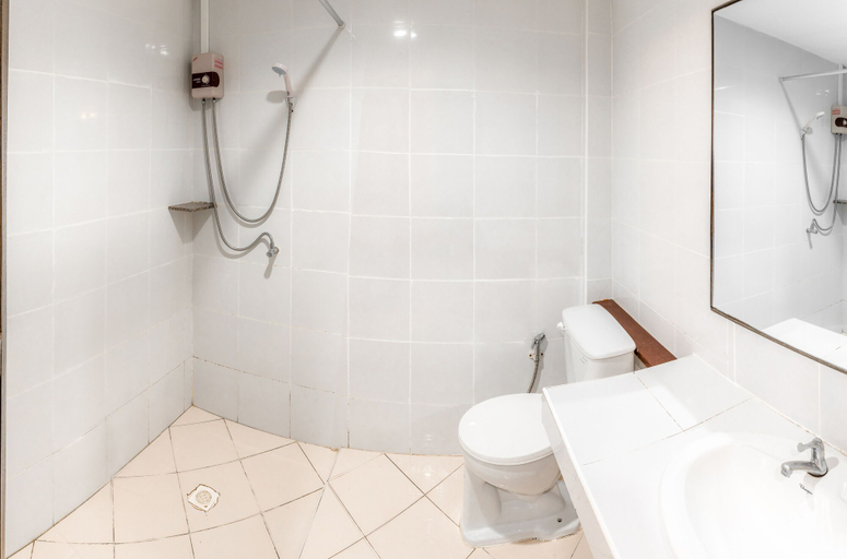 Bathroom 4, The Palace Aonang Resort, Mueang Krabi