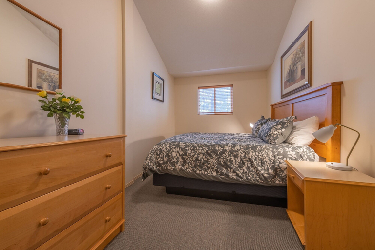 Bedroom 2, Big White Condos by Big White Accomm., Kootenay Boundary