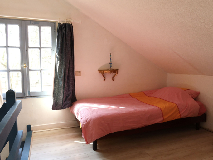 Bedroom 4, La Faisanderie, Cher