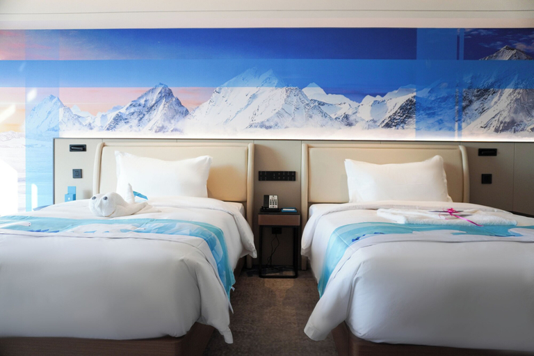 Bedroom 2, Tianjin Polar Ocean Hotel, Tianjin