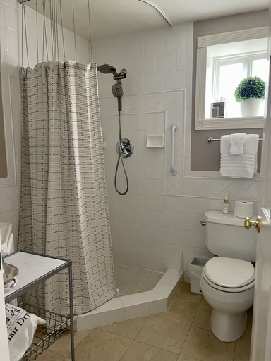 Bathroom 4, McCall House Boutique Inn, Jackson