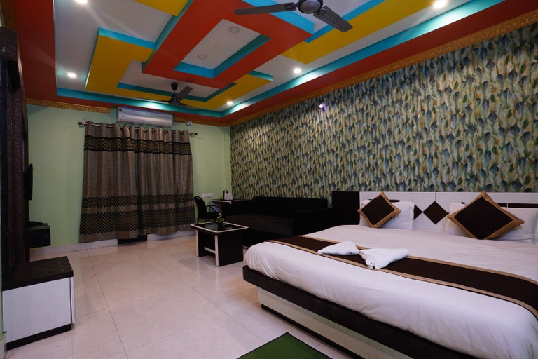 Bedroom 5, Tirupati Lodge Private Limited, Jalpaiguri