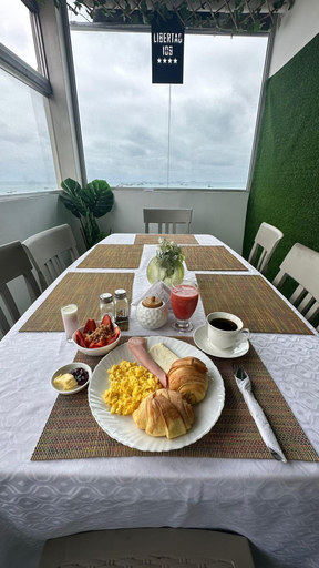 Food & Drinks 4, HOTEL LIBERTAD 109, Salinas