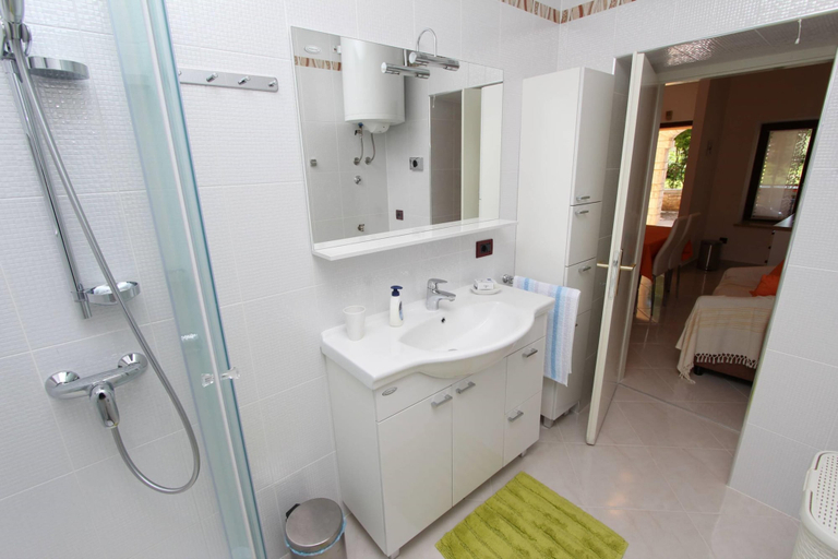 Bathroom 3, Apartments Luna, Rovinj