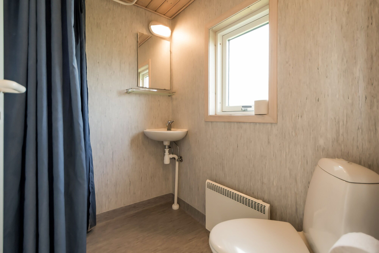 Bathroom 4, First Camp Bogense City Fyn, Nordfyns