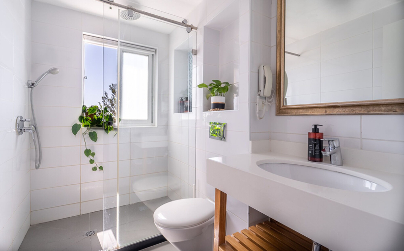 Bathroom, Mantur Jerusalem Mountains by Selina, Jerusalem