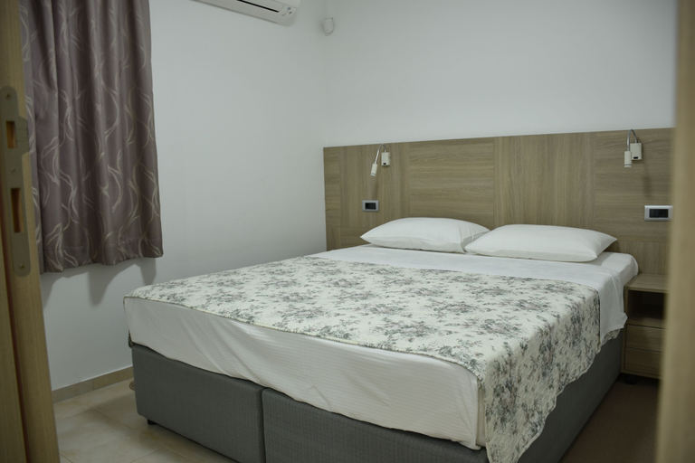 Bedroom 3, Villa Vita, Novalja
