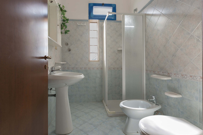 Bathroom, 3178 Residence La Scogliera - Monolocale by Barbarhouse, Taranto