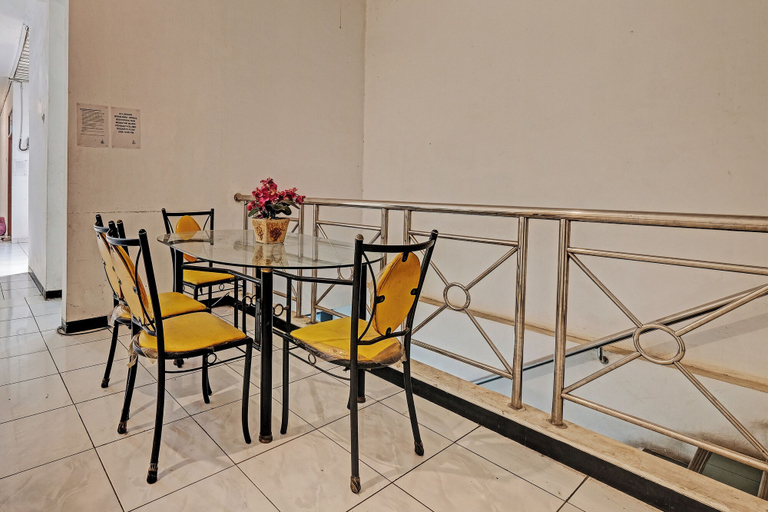 Others 5, Collection O 92864 Mitra Residence, Semarang