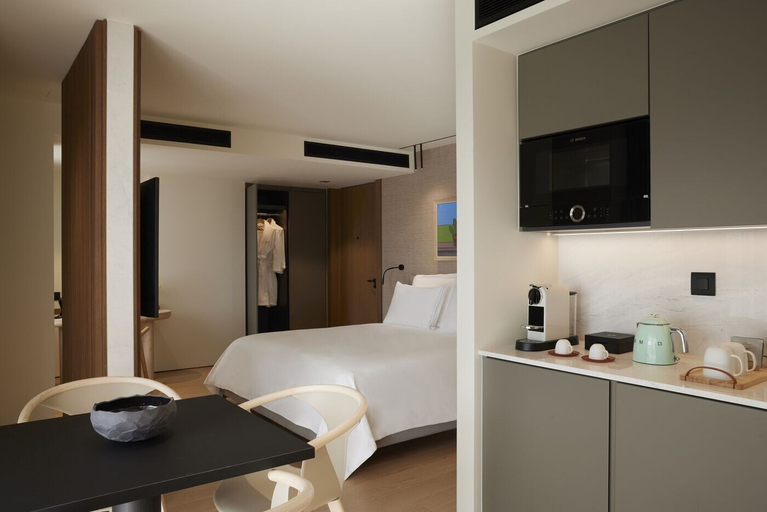 Bedroom 4, Dusit Suites Athens, Attica