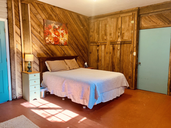 Bedroom 2, Good Place Farms B&B, Rockbridge