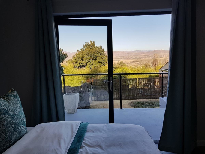 Others 5, Clarens Escape, Thabo Mofutsanyane