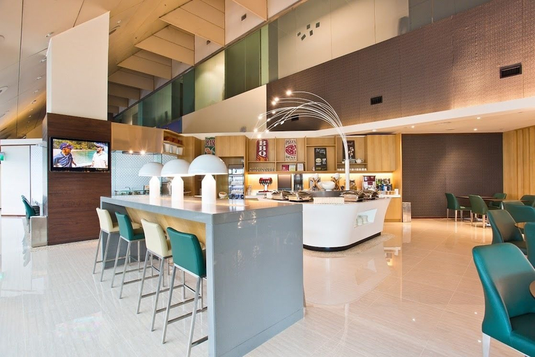 Food & Drinks 2, Ambassador Transit Lounge Singapore T2, Singapura