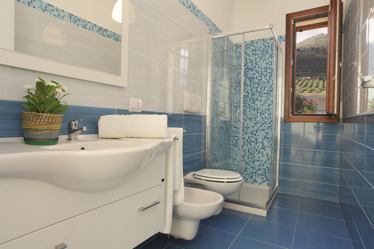 Bathroom, Villa Delle Stelle, Trapani