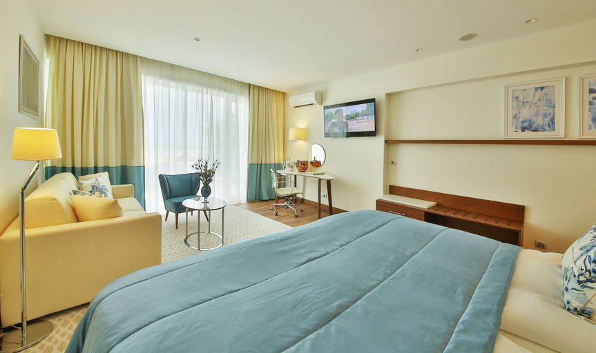 Bedroom 4, MARITIM Paradise Blue Hotel & Spa, Balchik