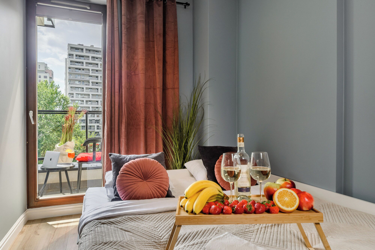 Food & Drinks, Lumina apartment with balcony Warsaw, Warsaw