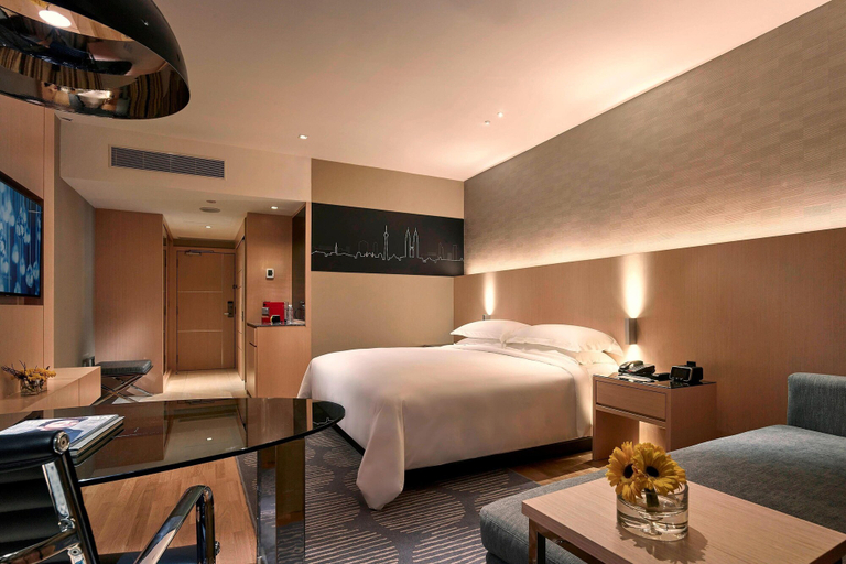 Bedroom 3, Renaissance Kuala Lumpur Hotel & Convention Centre, Kuala Lumpur