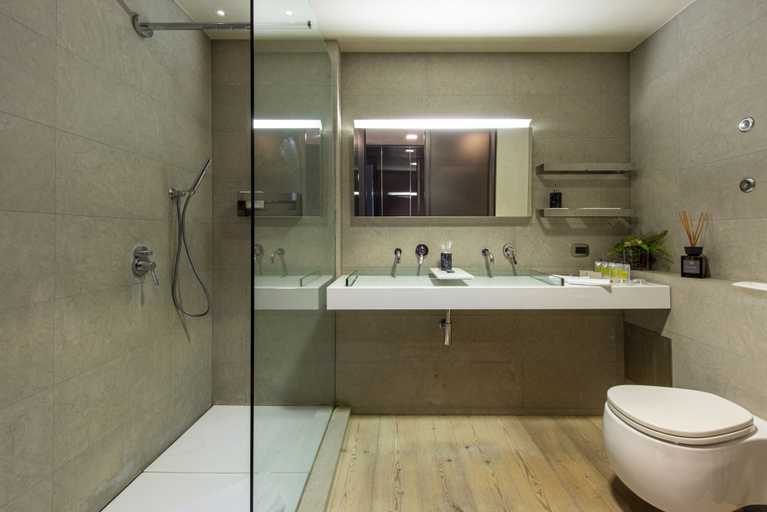 Bathroom 2, Milan Royal Suites & Luxury Apartments, Milano