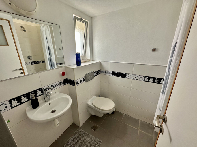Bathroom 3, Ein Hod - Artists Village