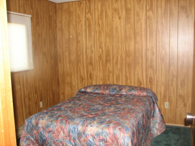 Bedroom 3, Betula Lake Resort, Division No. 1