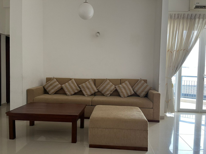 Living area, Short Term Apartment in Colombo City, Thimbirigasyaya