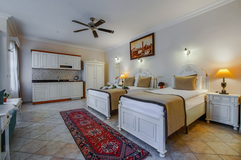 Bedroom 2, La Paloma Hotel, Antalya
