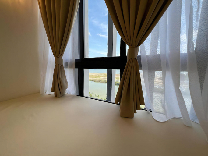 Bedroom 24