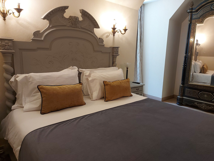 Bedroom 3, Le Belvedere, Dordogne