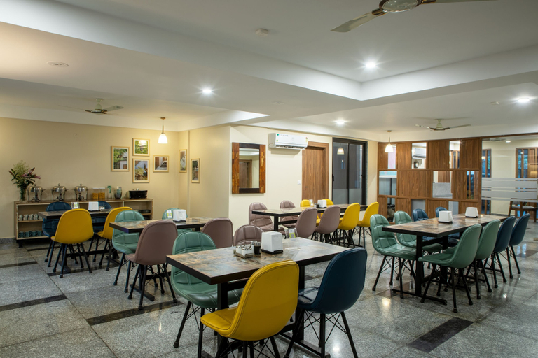 Food & Drinks 5, Perch Arbor Cyber City, Gurgaon