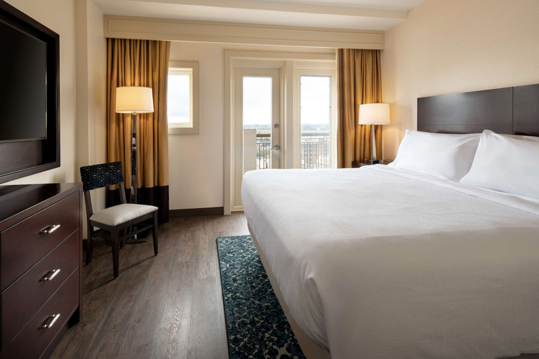 Bedroom 4, Embassy Suites by Hilton New Orleans, Orleans