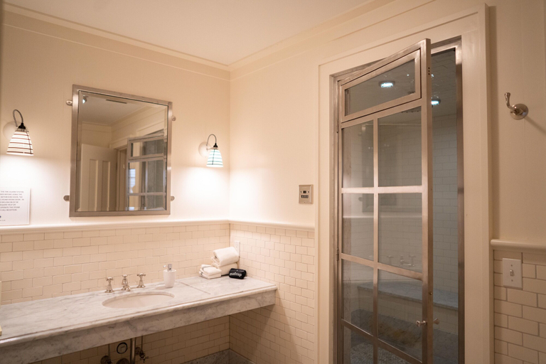 Bathroom 3, The Reform Club, Suffolk