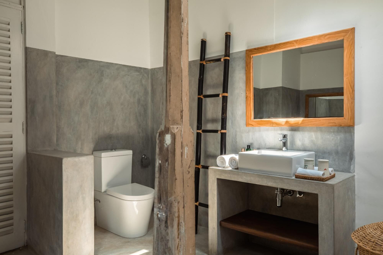 Bathroom, Spectacular Hilltop Beach Villa Located Next To A Surf Break, Dickwella