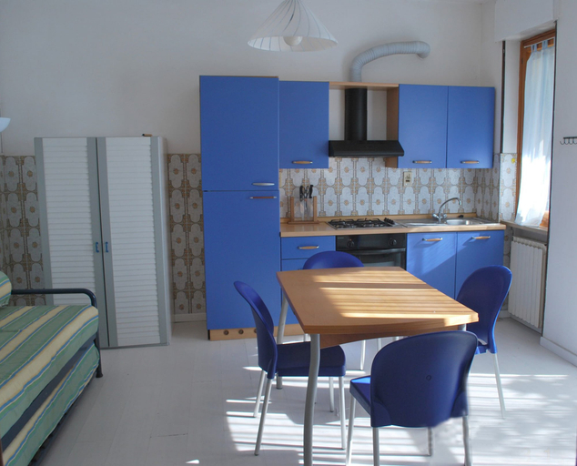 Others 5, Residence Orchidea, Imperia