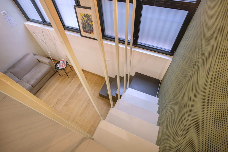 Others 4, Modern Loft in Porta Venezia, Milano