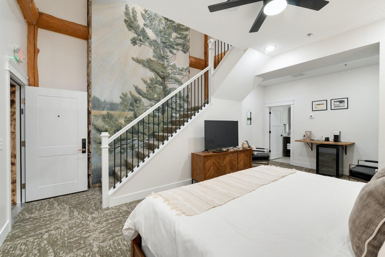 Bedroom 3, Balsam Lake Lodge, Polk