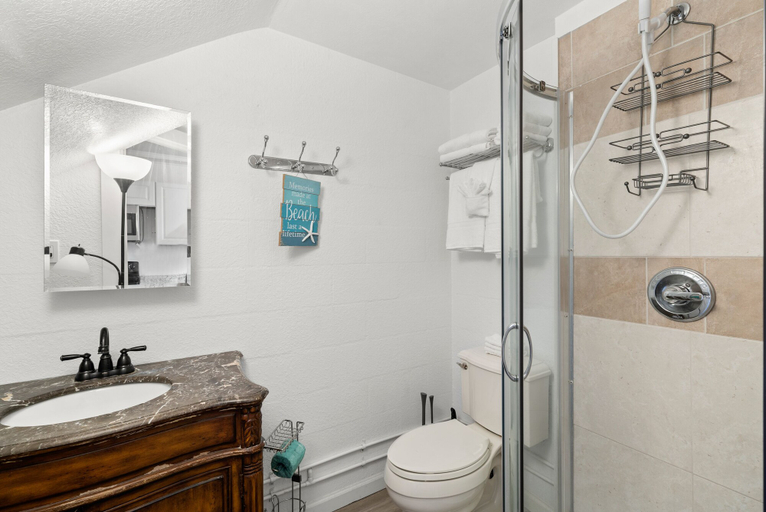 Bathroom, Convenience Cove II, Pinellas