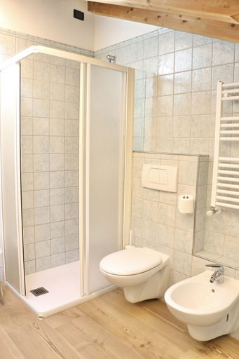 Bathroom 4, Casa Severina, Sondrio