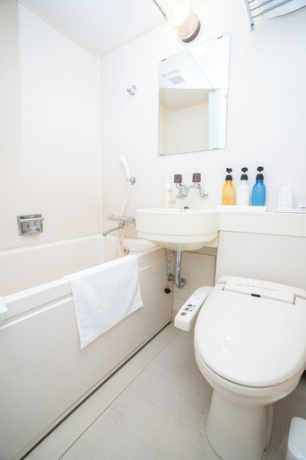Bathroom 5, Hotel Casabella Inn Kobe, Kobe