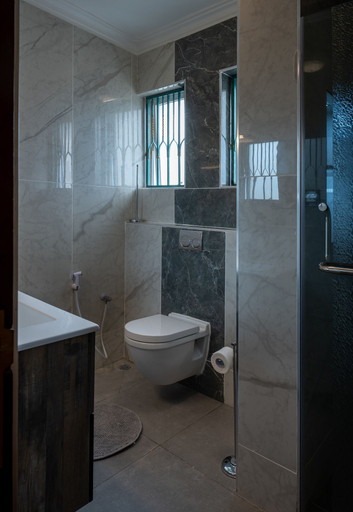 Bathroom 5, Nyali Villa, Nyali