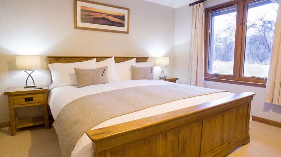 Bedroom 2, Strath Lodge Glencoe, Highland